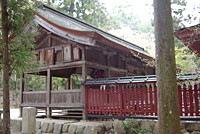 宮島にある「大元神社」の左が拝殿