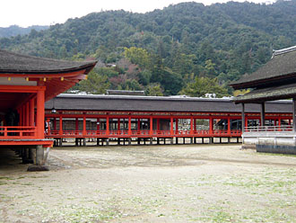 宮島の厳島神社神殿12